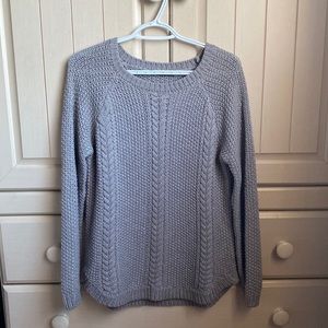 Suzy shier, knit grey sweater, size small